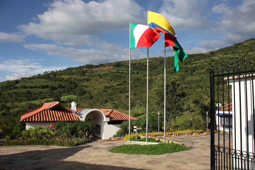 Hotel Sierra De La Cruz Valle de San Jose Luaran gambar